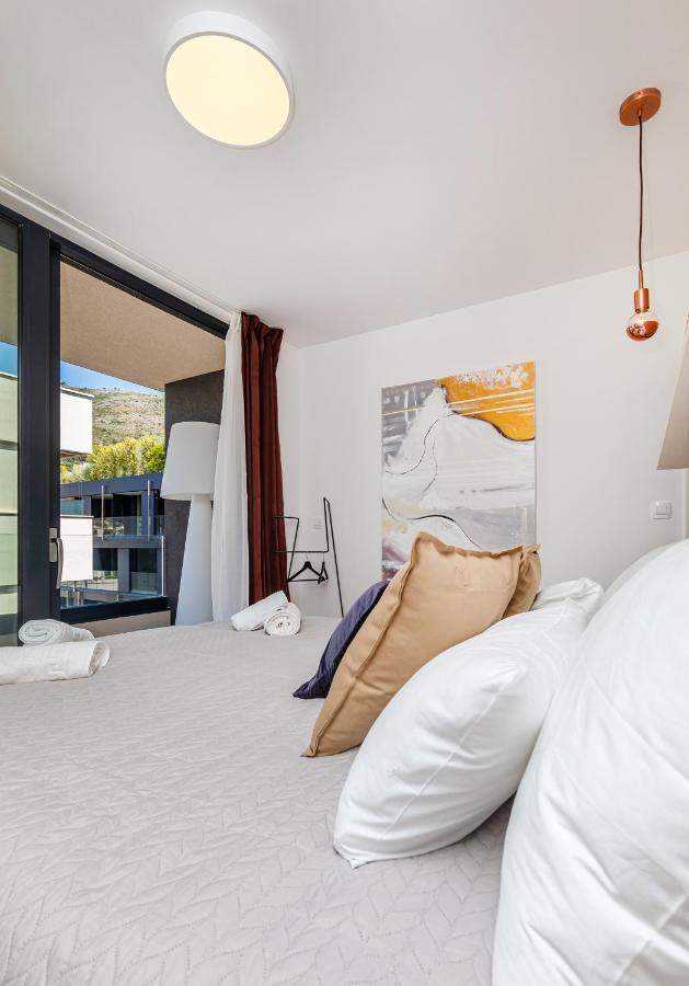 Sunny Lol Port Apartments In The City Centre ドゥブロブニク エクステリア 写真