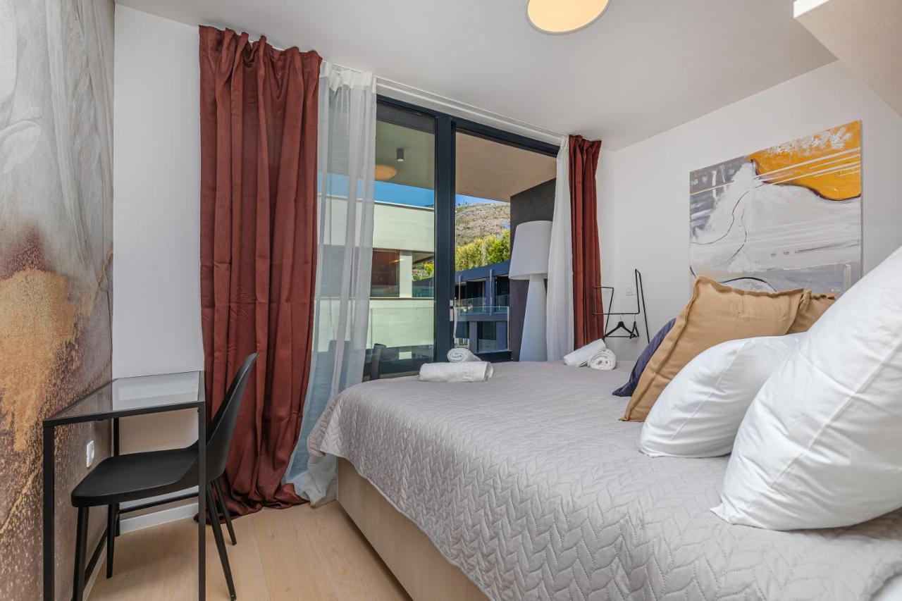 Sunny Lol Port Apartments In The City Centre ドゥブロブニク エクステリア 写真