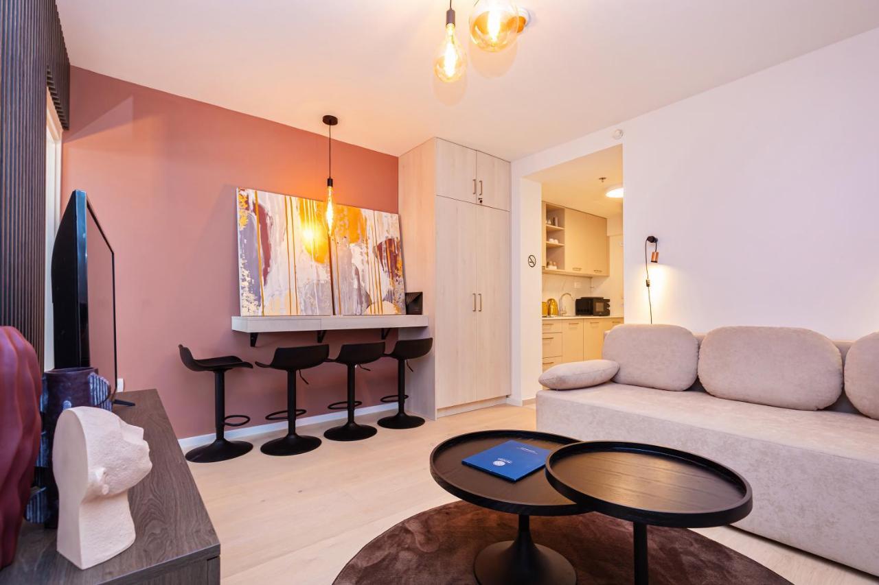 Sunny Lol Port Apartments In The City Centre ドゥブロブニク エクステリア 写真