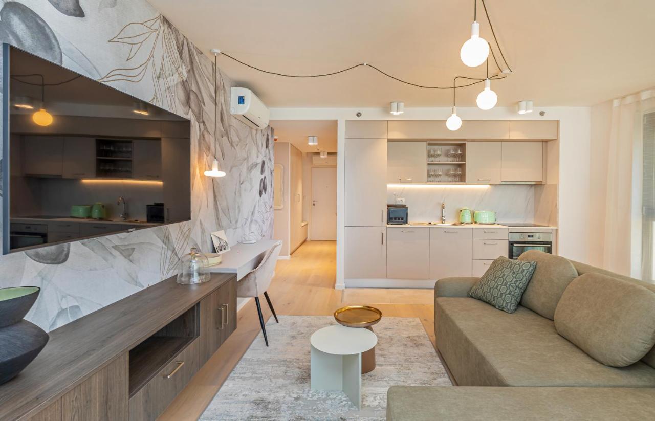 Sunny Lol Port Apartments In The City Centre ドゥブロブニク エクステリア 写真